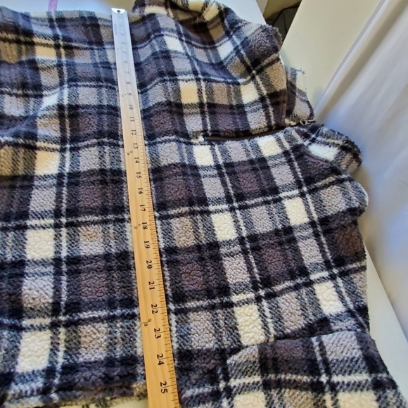 Fleece Plaid Jacket XL Quarter Zip Cozy Soft Grunge Pullover Shacket Gorpcore - Picture 7 of 10